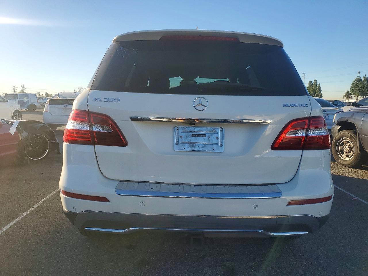 2012 Mercedes-Benz Ml 350 Bluetec - Image 6