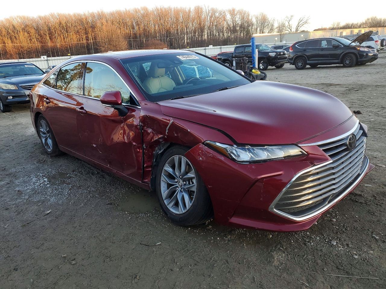 2019 Toyota Avalon Xle - Фото 4