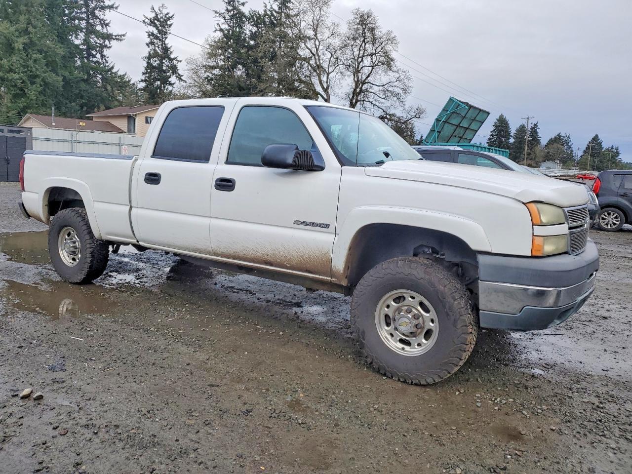 2005 Chevrolet Silverado K2500 Heavy Duty - Image 4