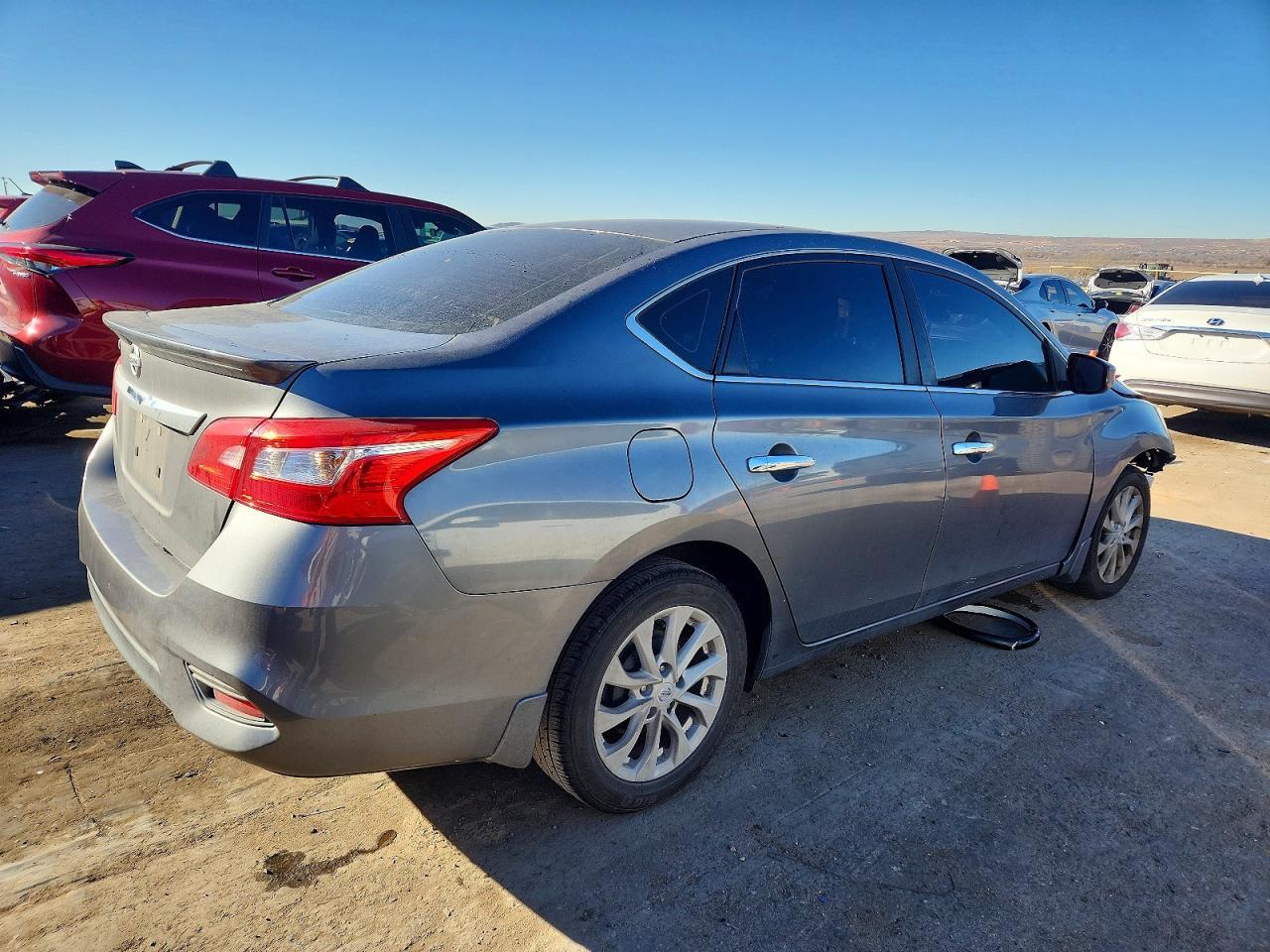 2017 Nissan Sentra S - Фото 3