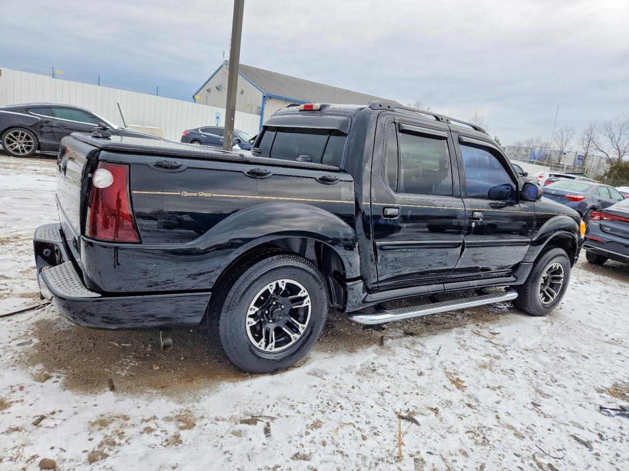 2004 Ford Explorer Sport Trac - Фото 3
