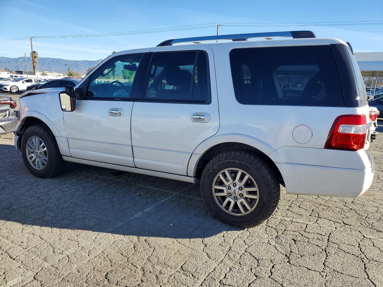 2013 Ford Expedition Limited - Фото 2