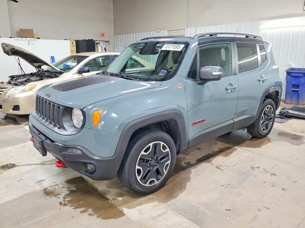2016 Jeep Renegade Trailhawk