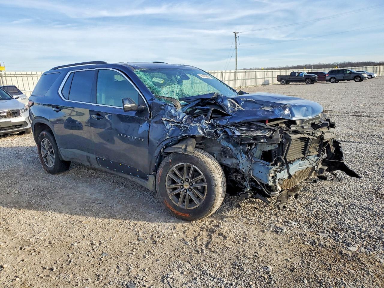 2022 Chevrolet Traverse Lt - Фото 4