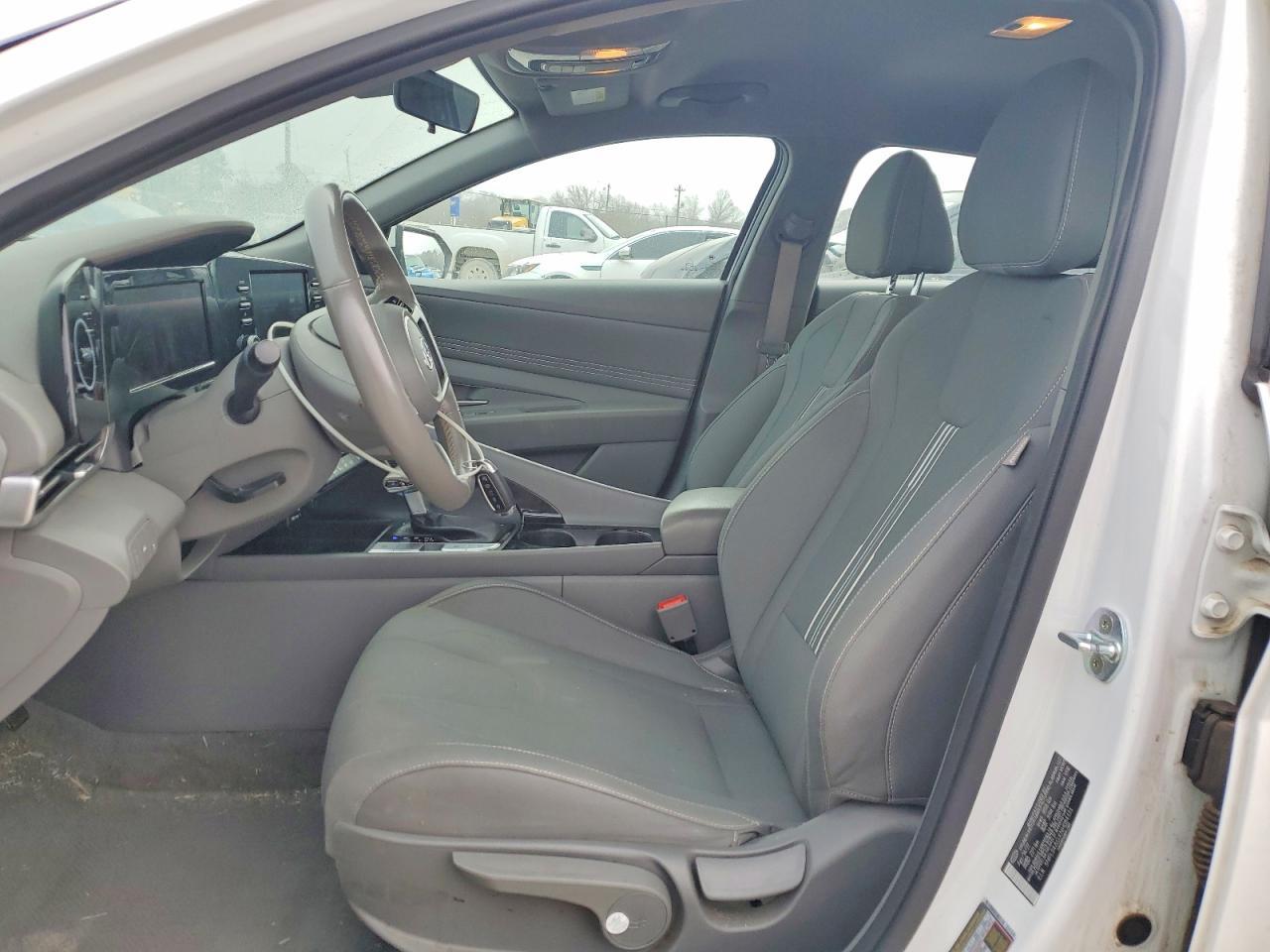 2022 Hyundai Elantra Sel - Image 7