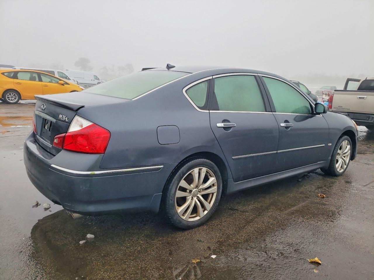 2008 Infiniti M35 - Image 3