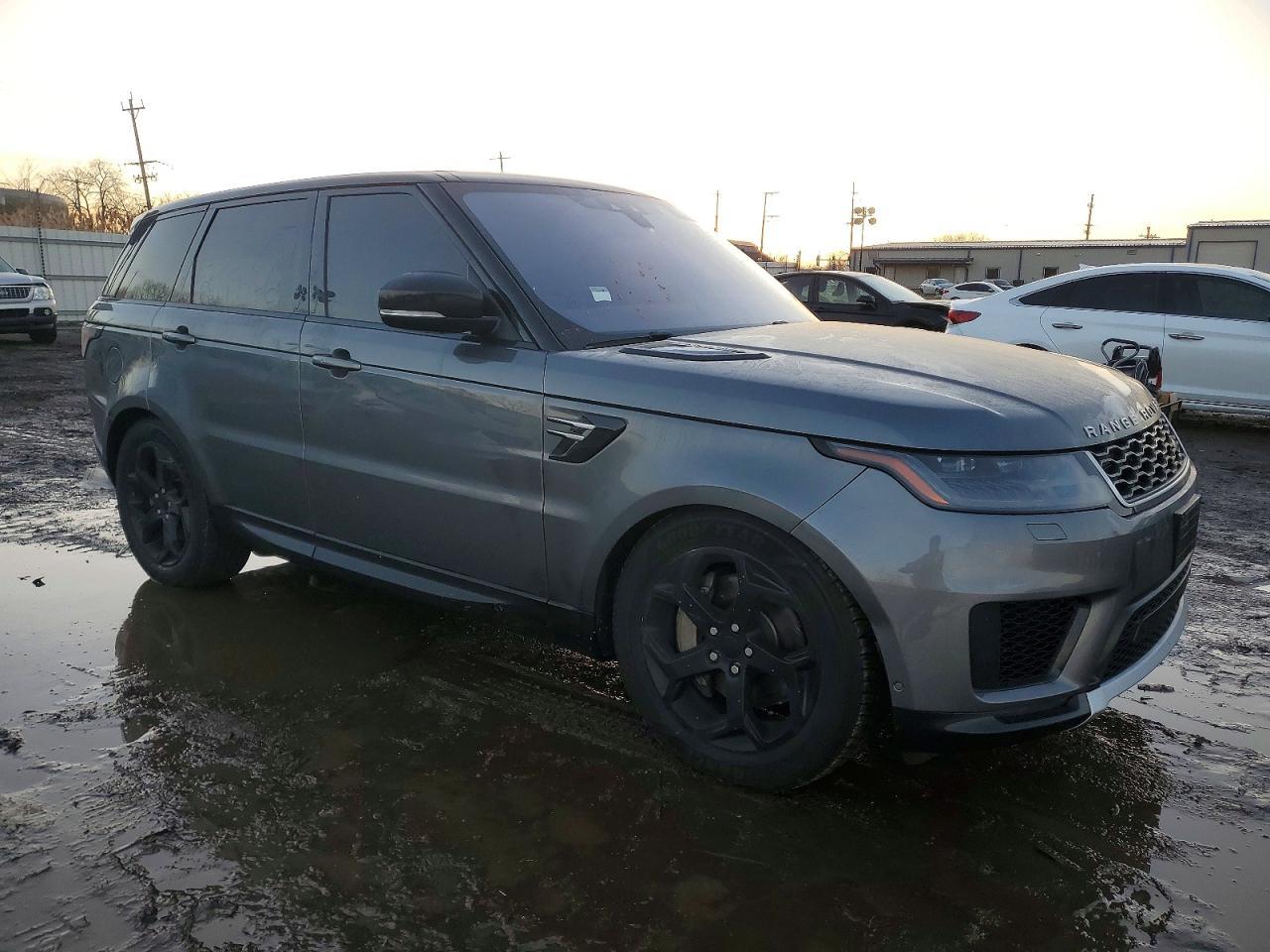 2019 Land Rover Range Rover Sport Hse - Image 4