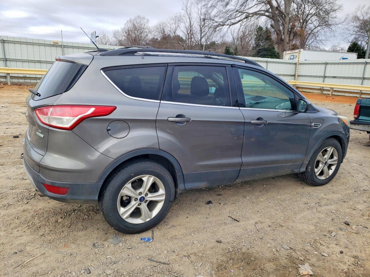 2014 Ford Escape Se - Image 3