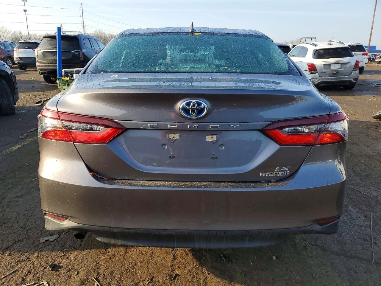 2023 Toyota Camry Le - Фото 6