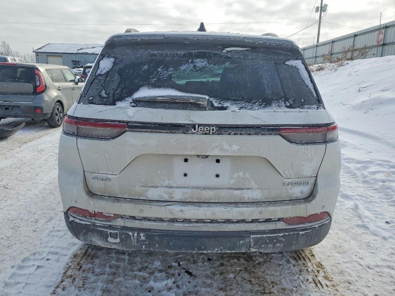 2025 Jeep Grand Cherokee Laredo - Image 6