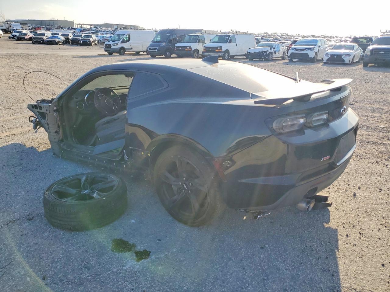 2019 Chevrolet Camaro Ss - Фото 2