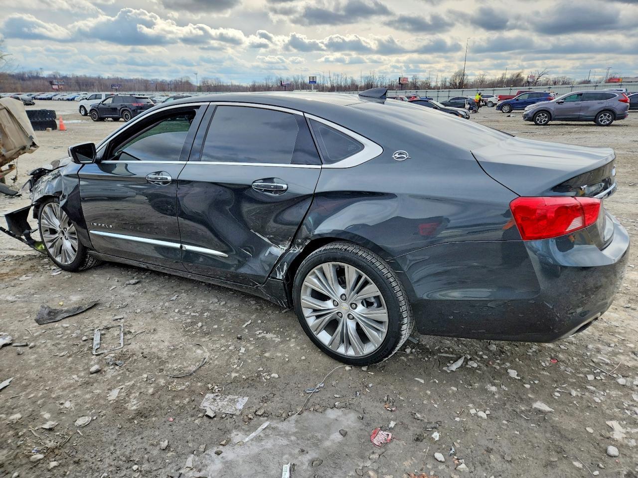 2019 Chevrolet Impala Premier - Фото 2