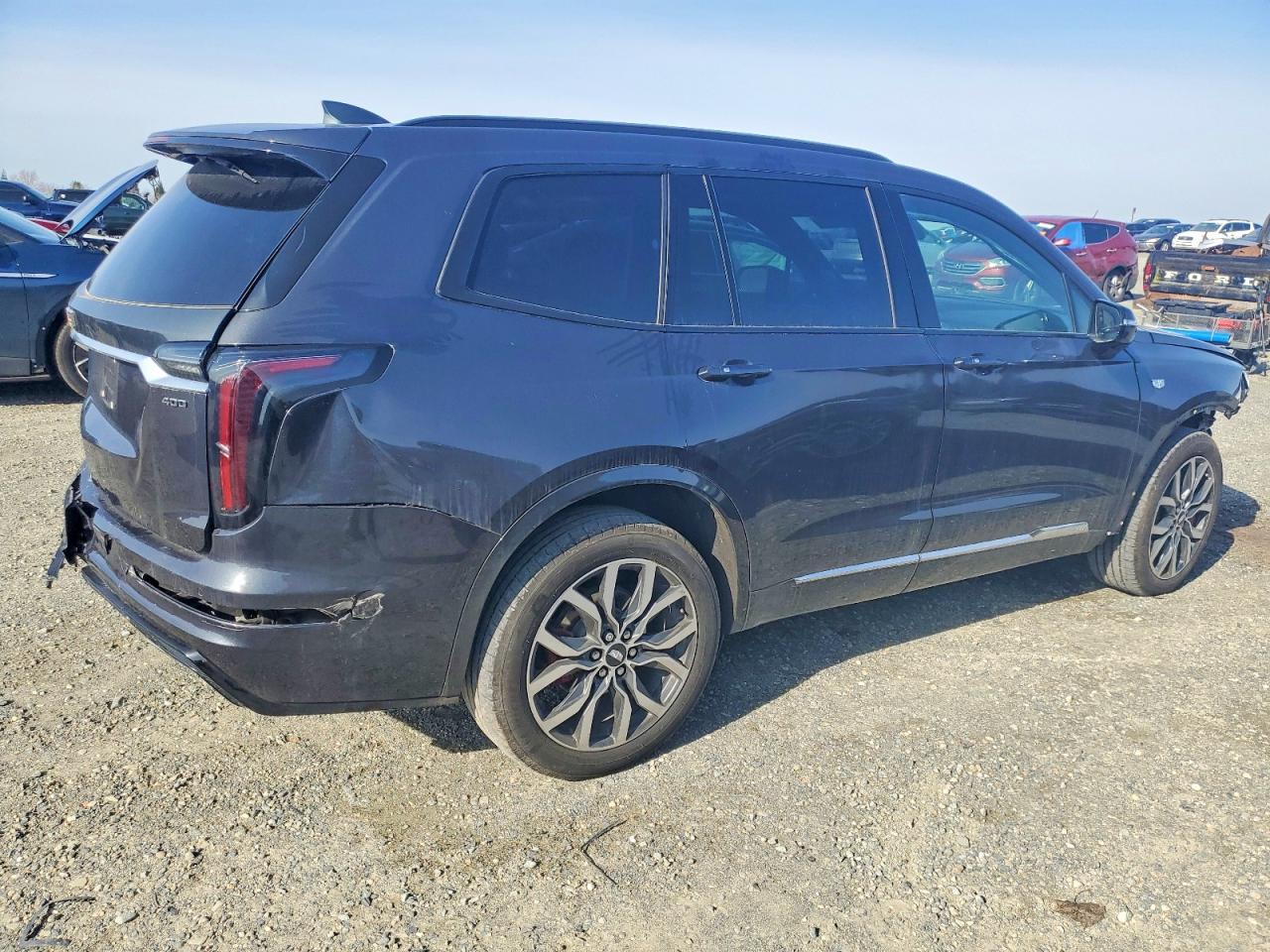 2022 Cadillac Xt6 Sport - Image 3