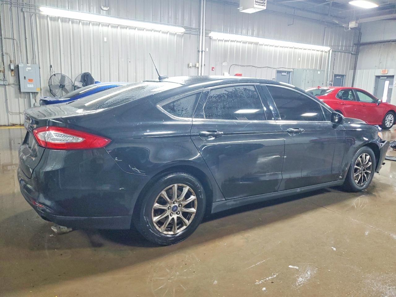 2015 Ford Fusion S - Image 3