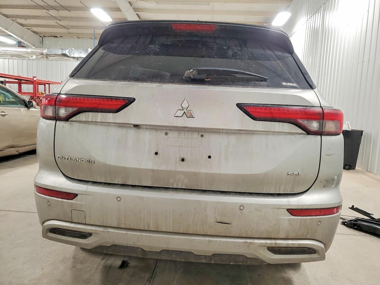 2023 Mitsubishi Outlander Sel - Фото 6