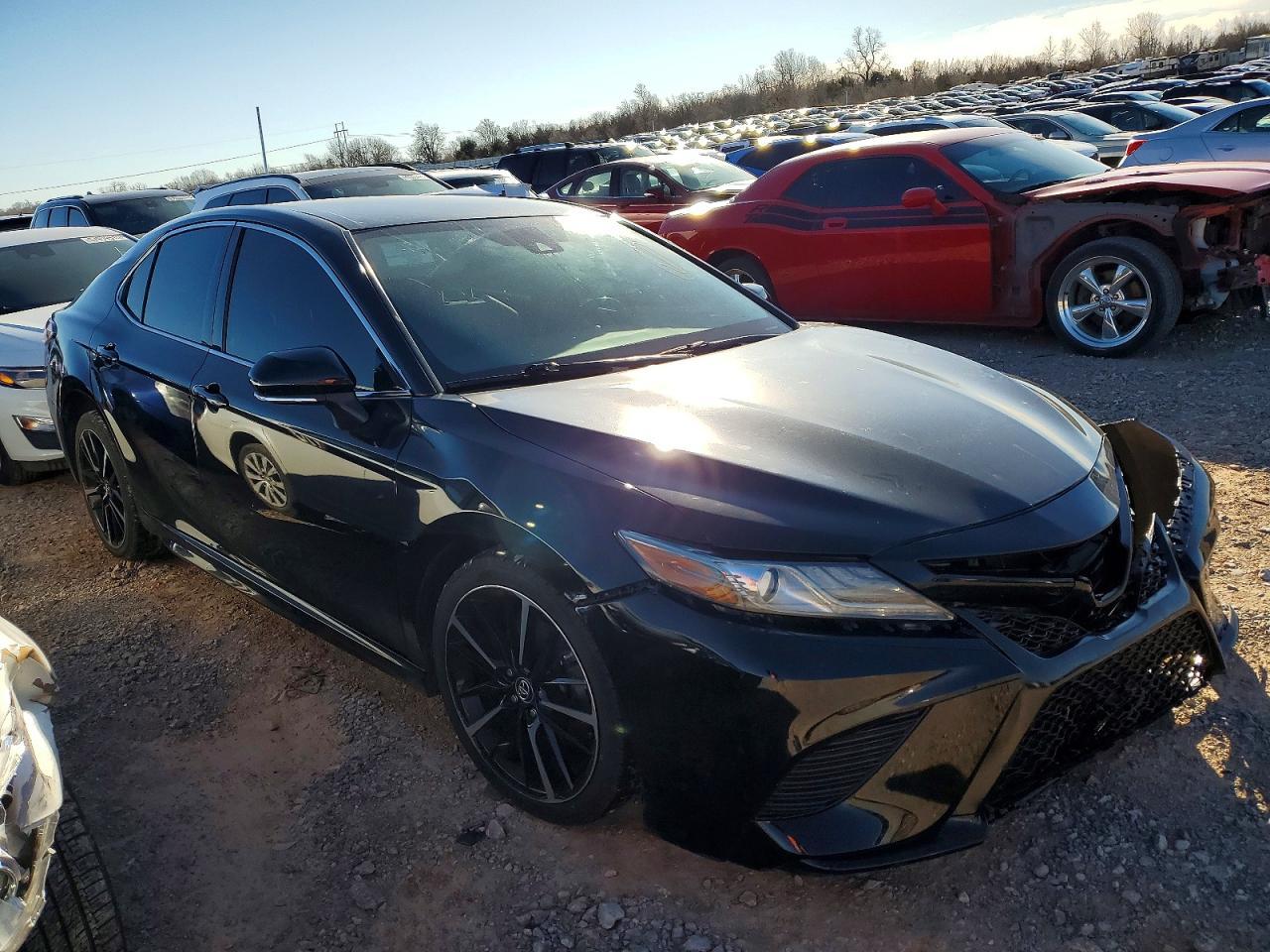 2019 Toyota Camry Xse - Фото 4