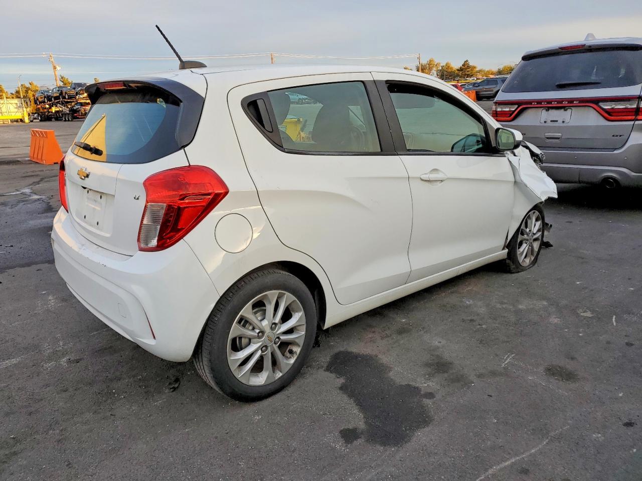 2020 Chevrolet Spark 1Lt - Фото 3