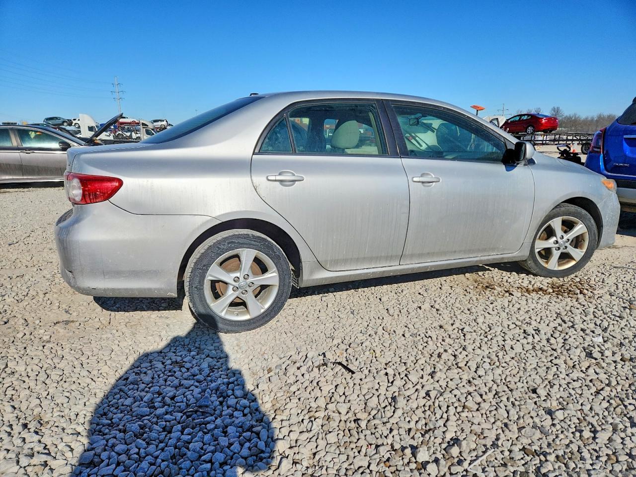 2013 Toyota Corolla Base - Фото 3