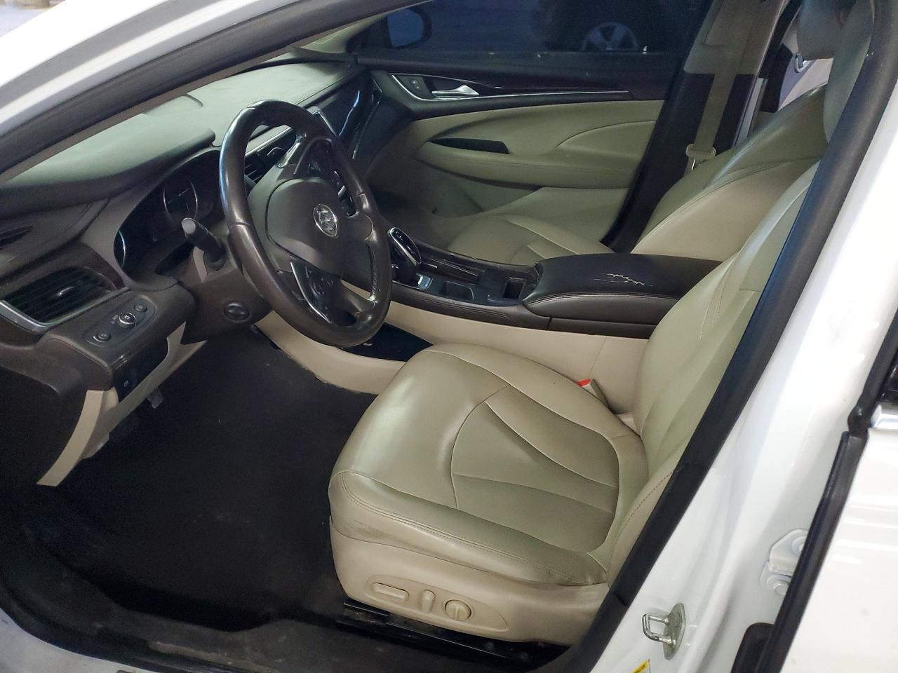 2017 Buick Lacrosse Preferred - Image 7