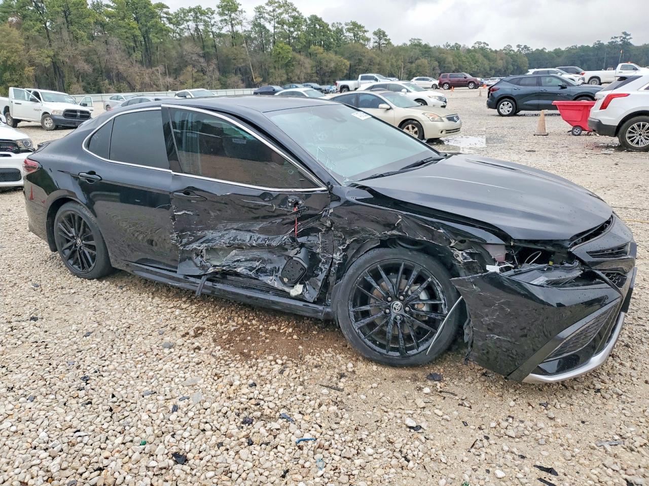 2022 Toyota Camry Xse - Фото 4