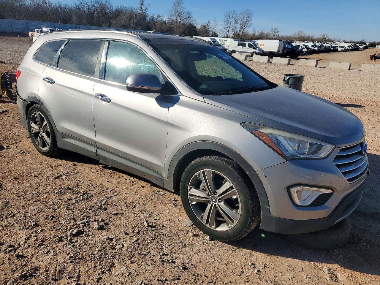 2016 Hyundai Santa Fe Se Ultimate - Image 4