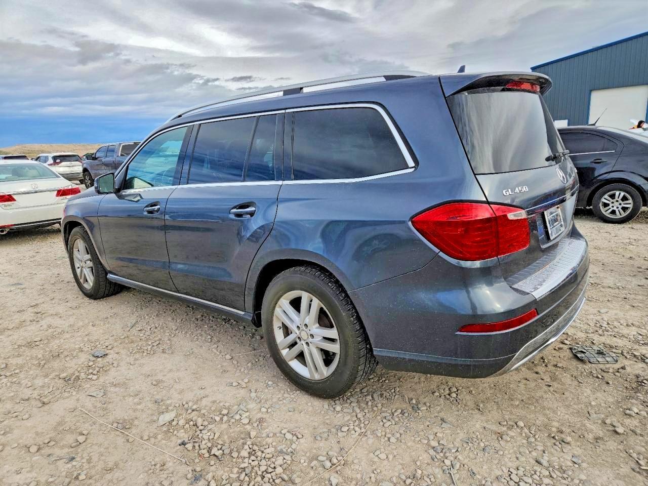 2015 Mercedes-Benz Gl 450 4Matic - Image 2