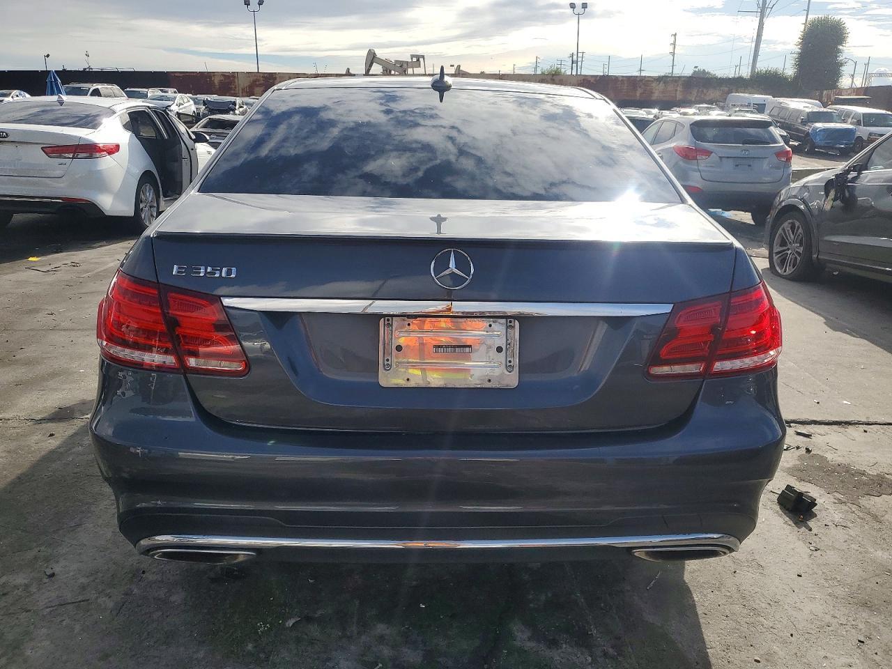 2015 Mercedes-Benz E 350 - Фото 6