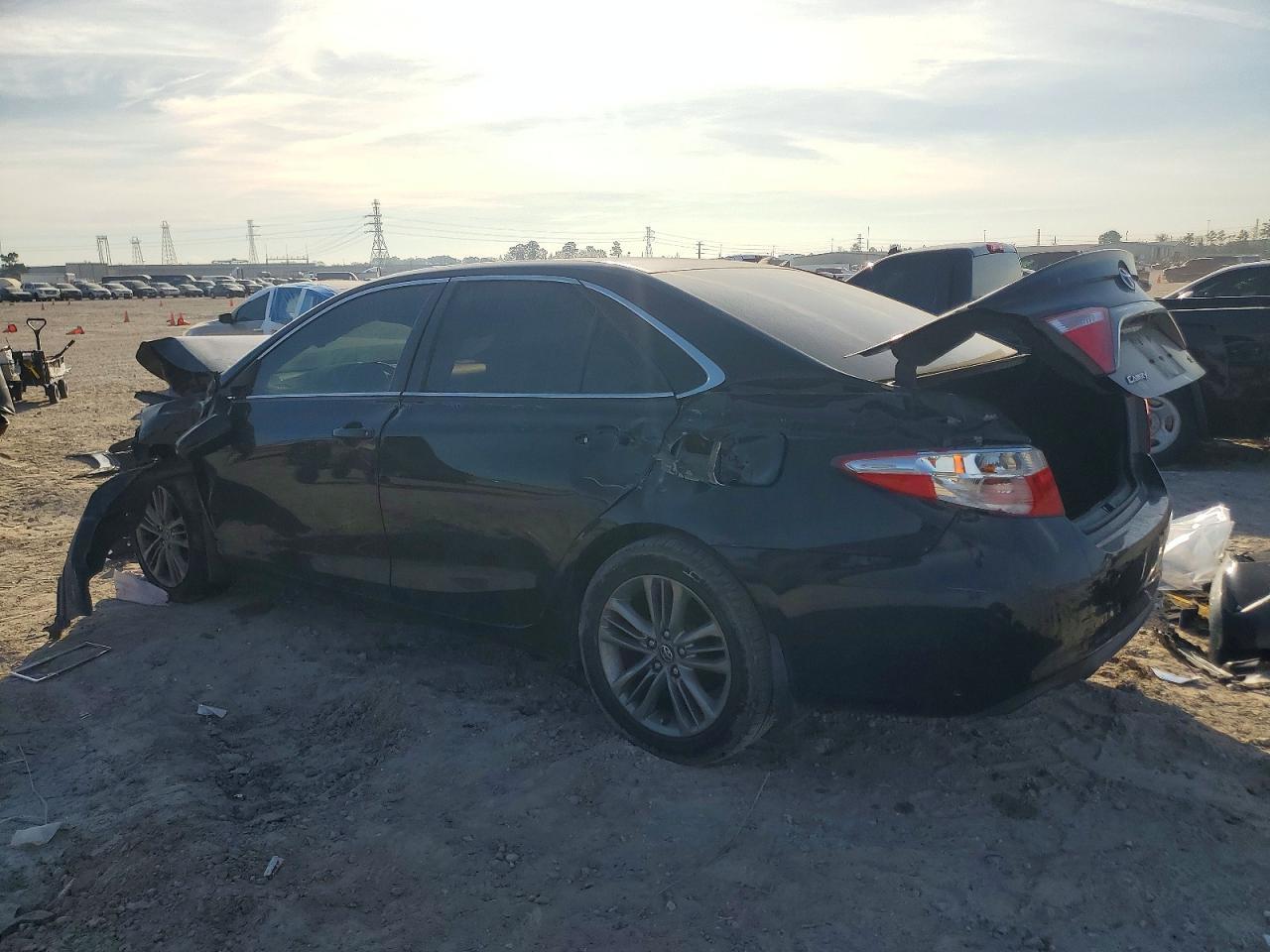 2017 Toyota Camry Le - Image 2