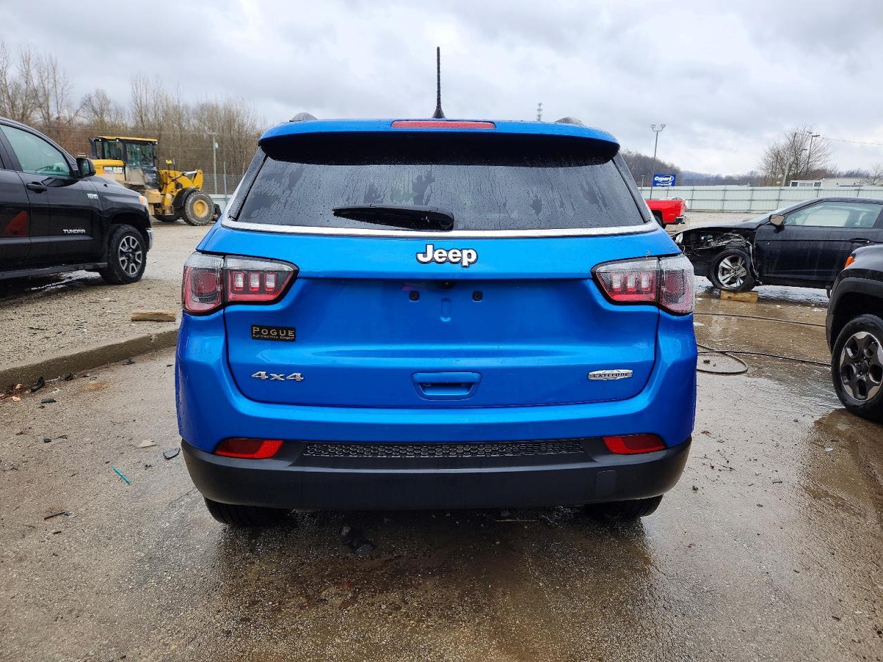 2025 Jeep Compass Latitude - Image 6