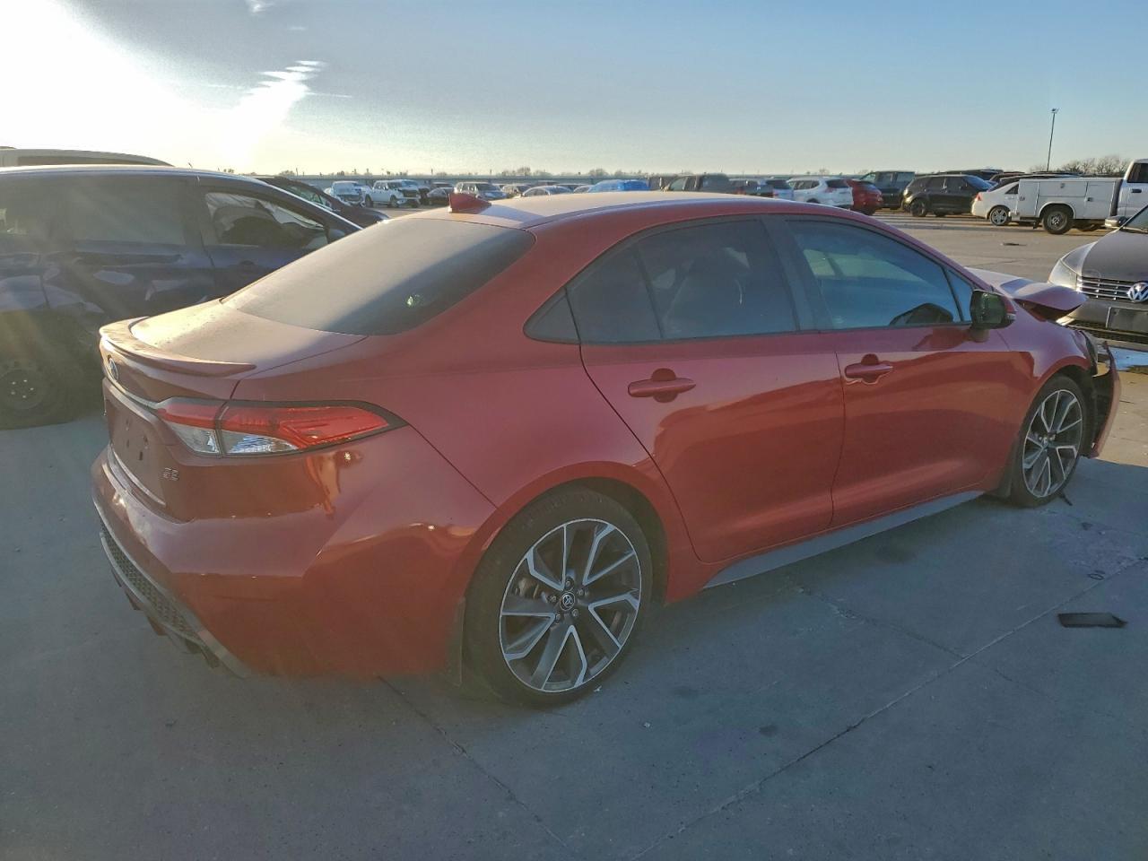 2020 Toyota Corolla Se - Фото 3