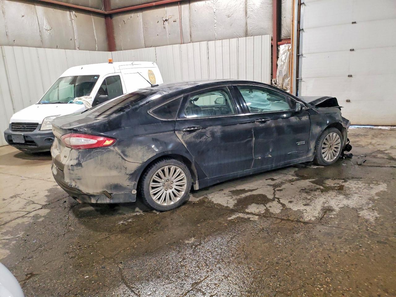 2014 Ford Fusion Se Phev - Image 3