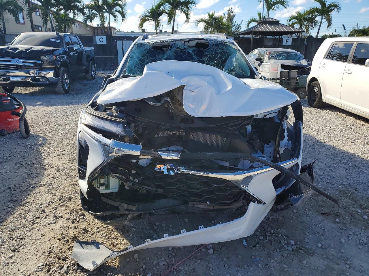 2025 Chevrolet Trax 1Lt - Image 5