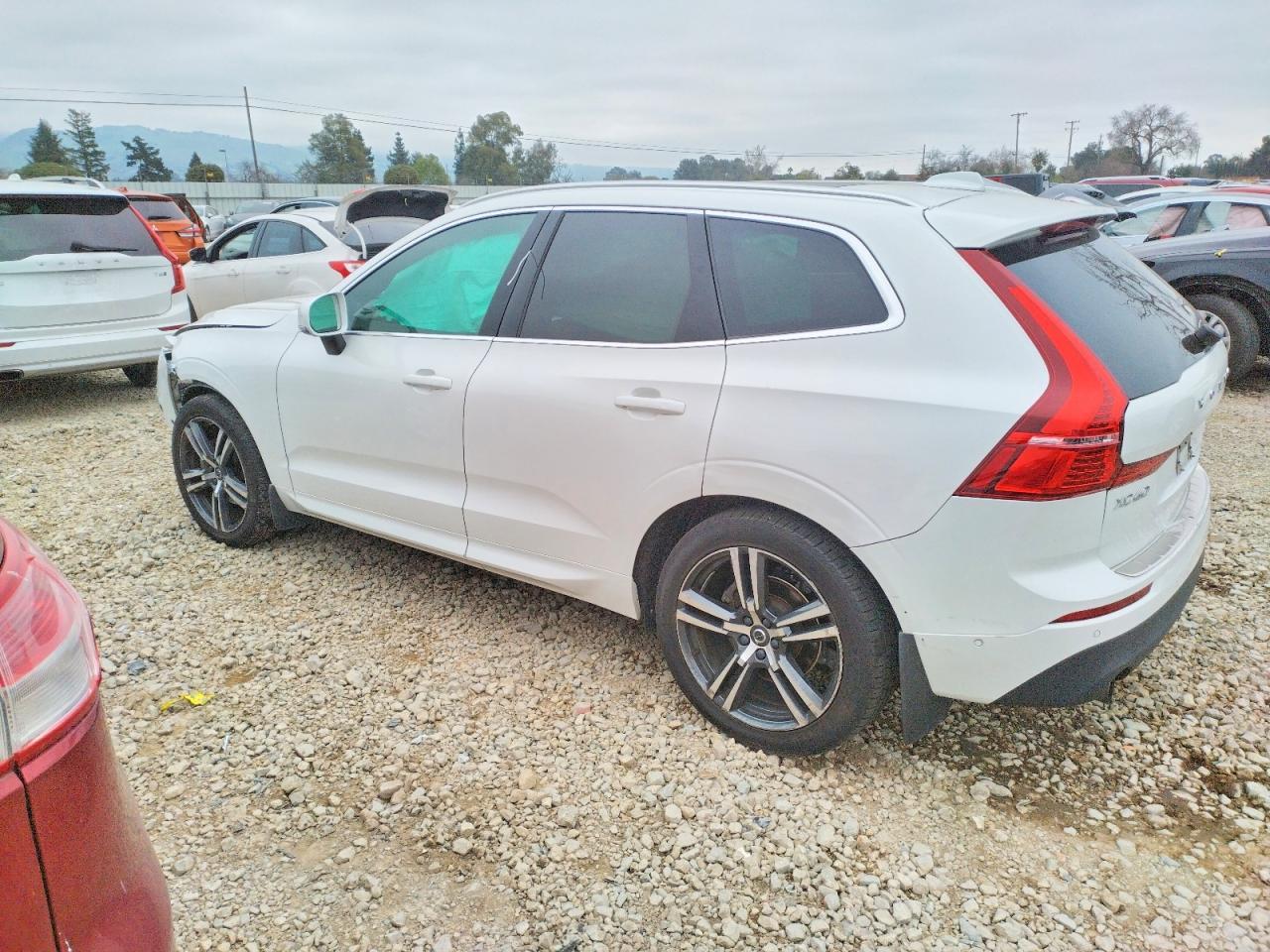 2019 Volvo Xc60 T5 Momentum - Фото 2