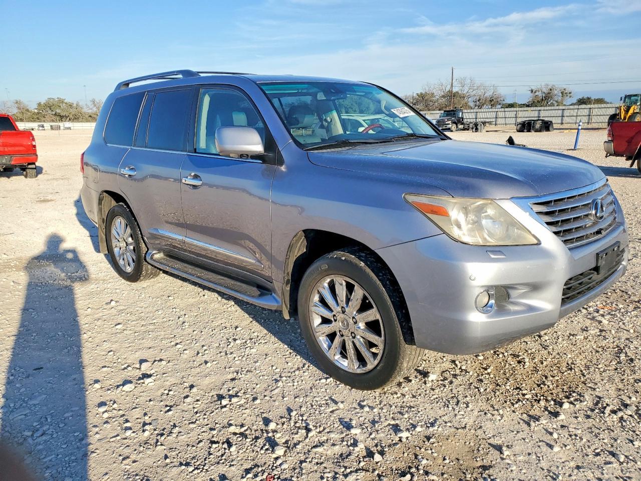 2009 Lexus Lx 570 - Image 4