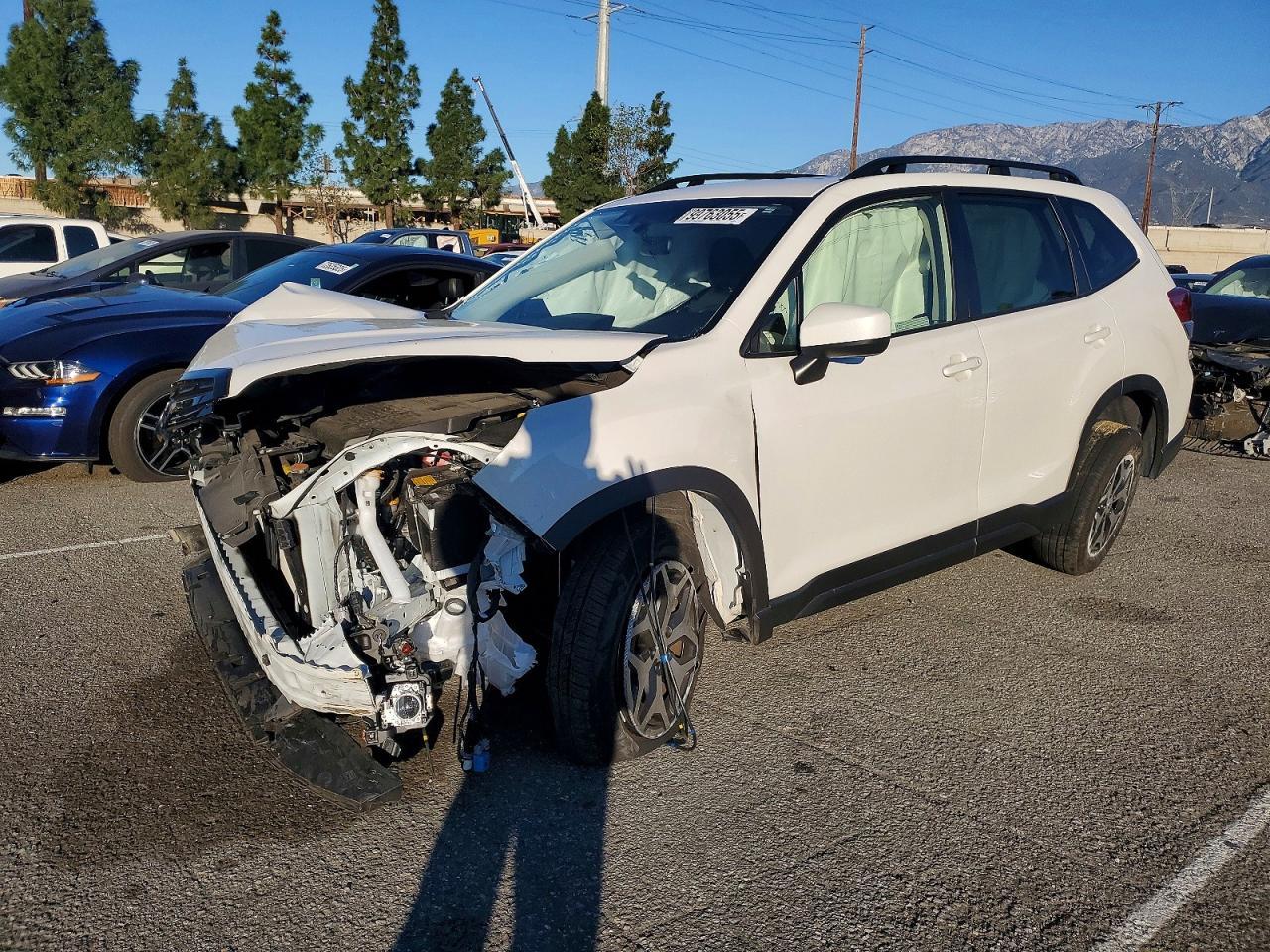 2023 Subaru Forester Premium