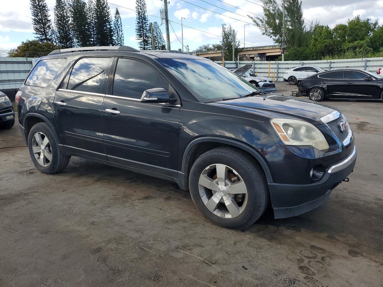 2012 GMC Acadia Slt-1 - Image 4