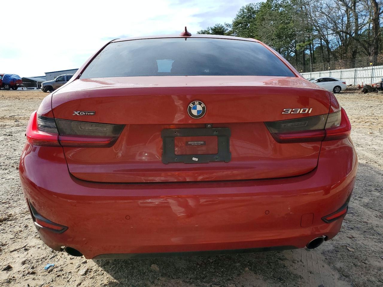2019 BMW 330Xi - Фото 6