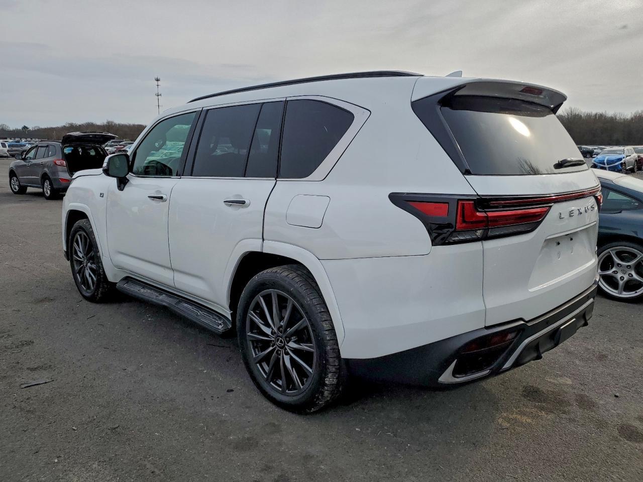 2024 Lexus Lx 600 Base - Фото 2