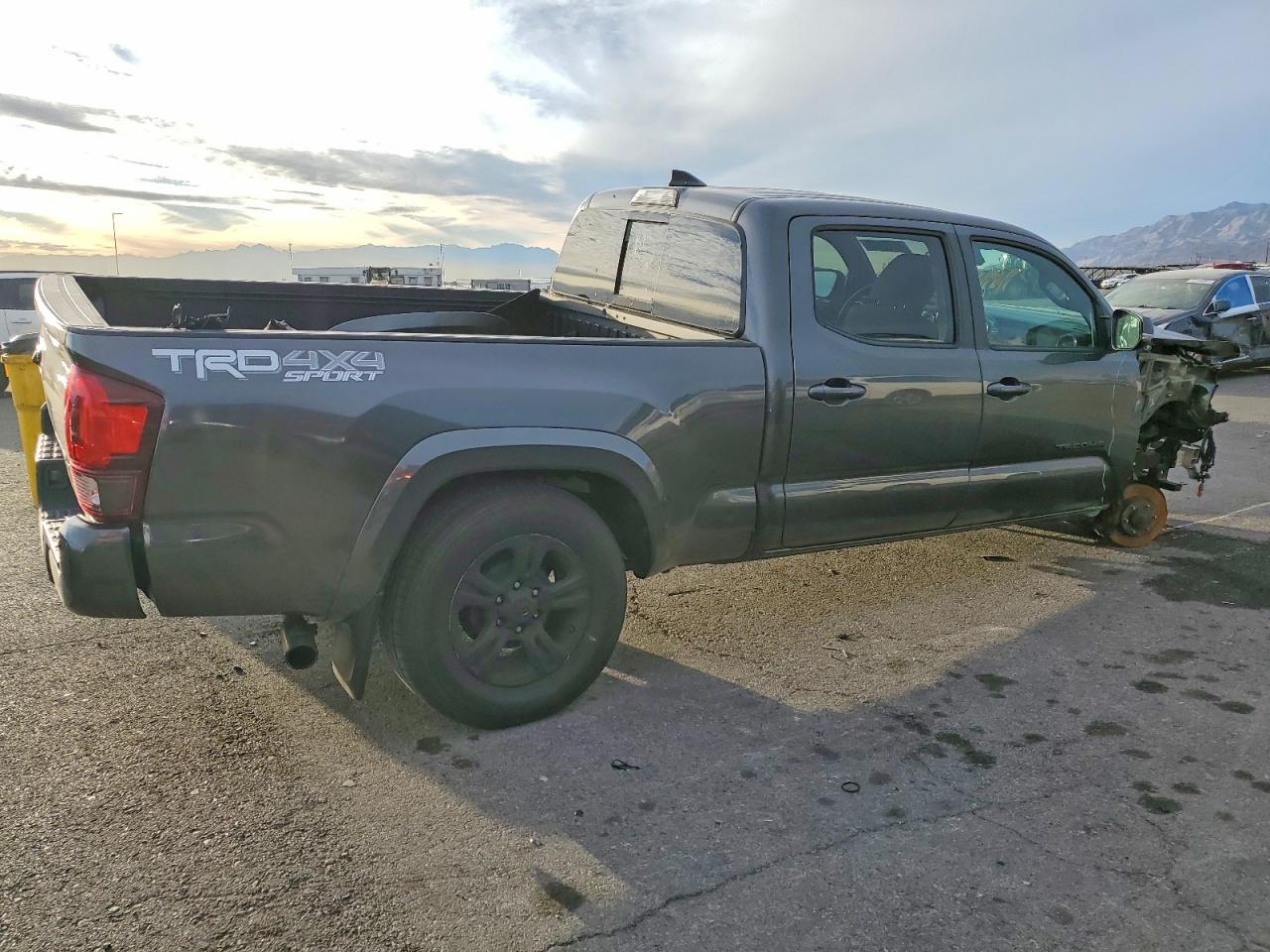 2019 Toyota Tacoma Trd Sport - Фото 3