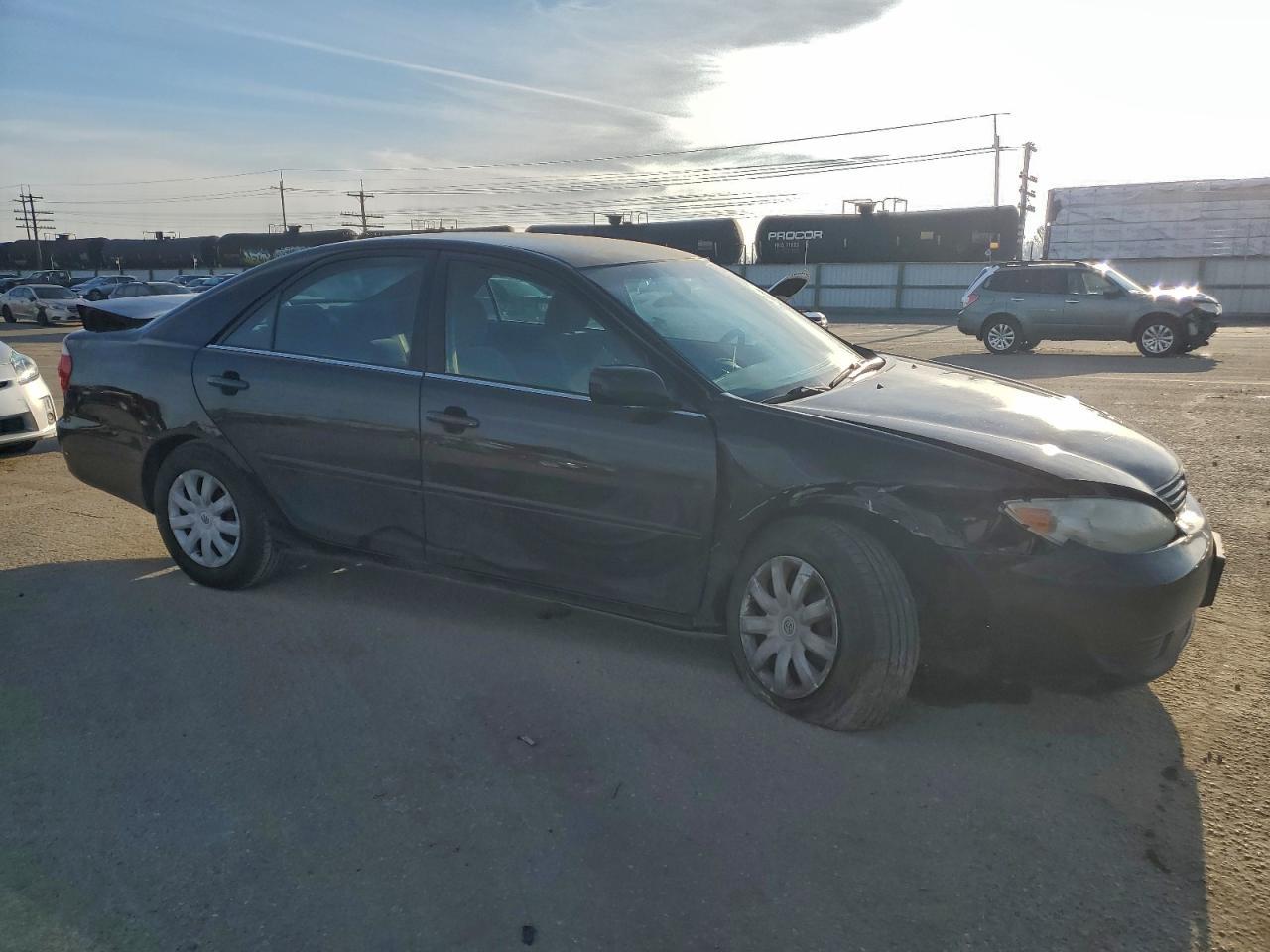 2005 Toyota Camry Le - Фото 4