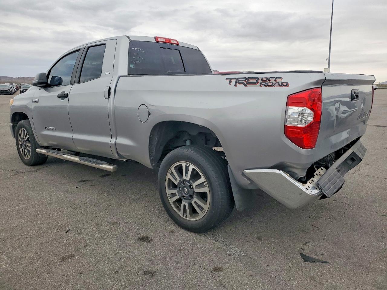 2014 Toyota Tundra Double Cab Sr - Фото 2