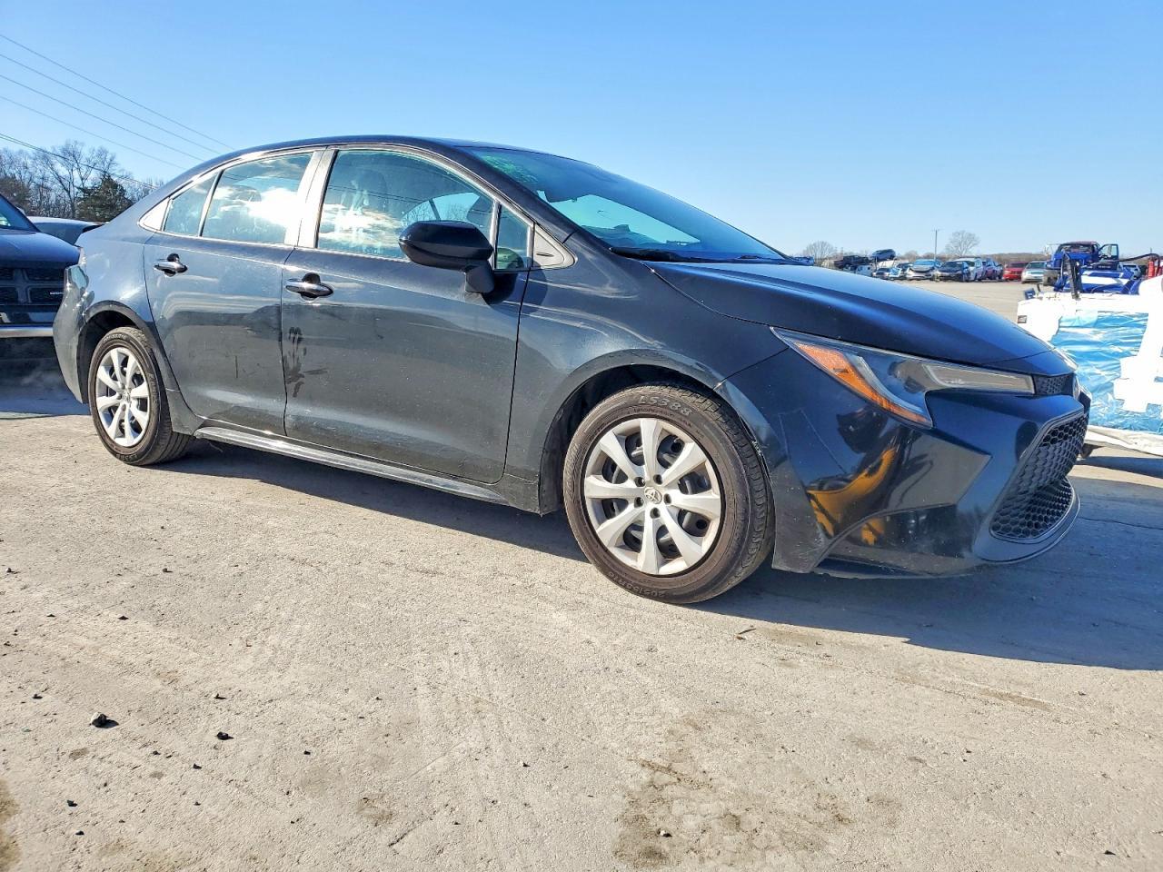 2021 Toyota Corolla Le - Image 4
