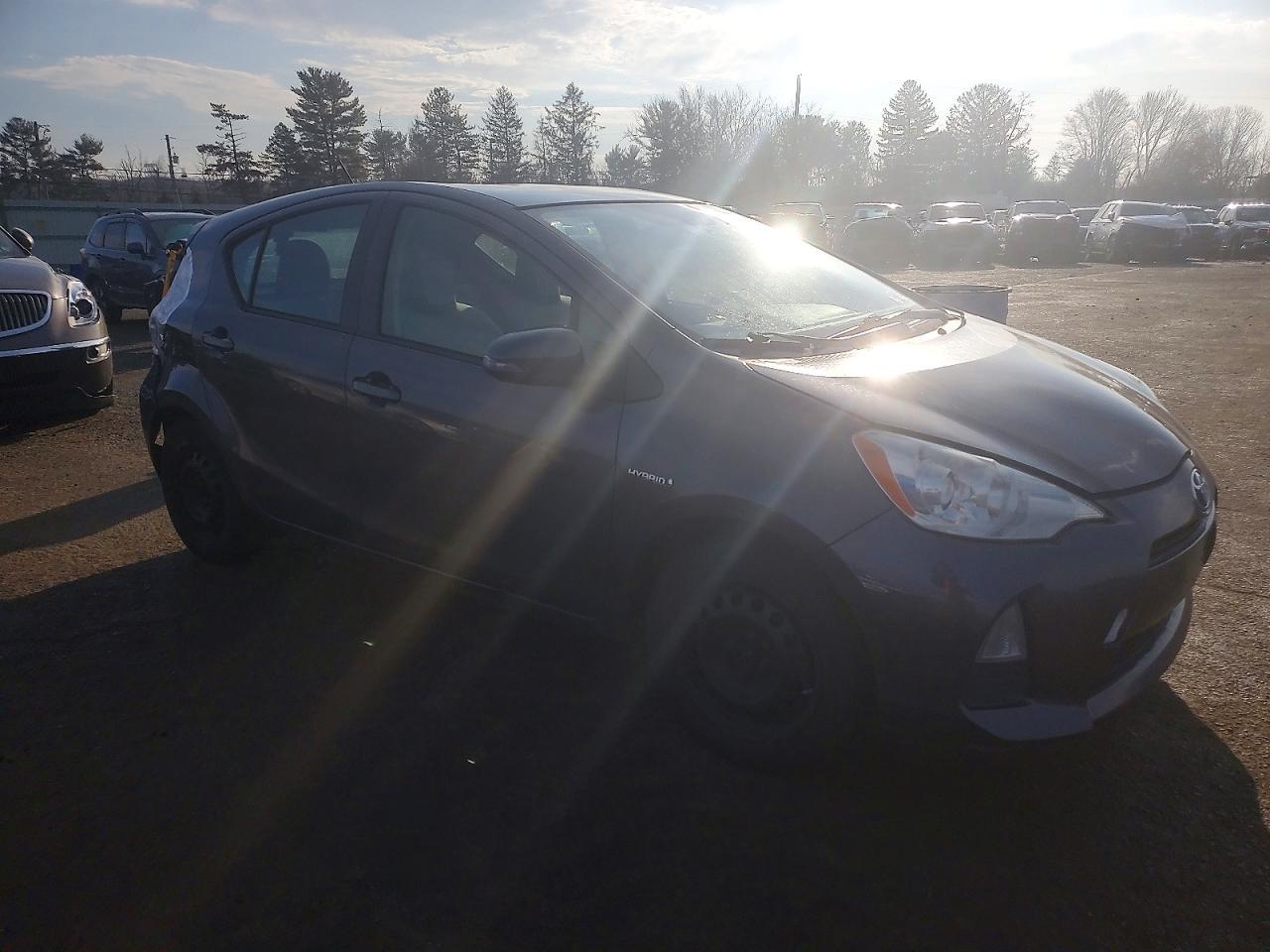 2012 Toyota Prius C - Фото 4