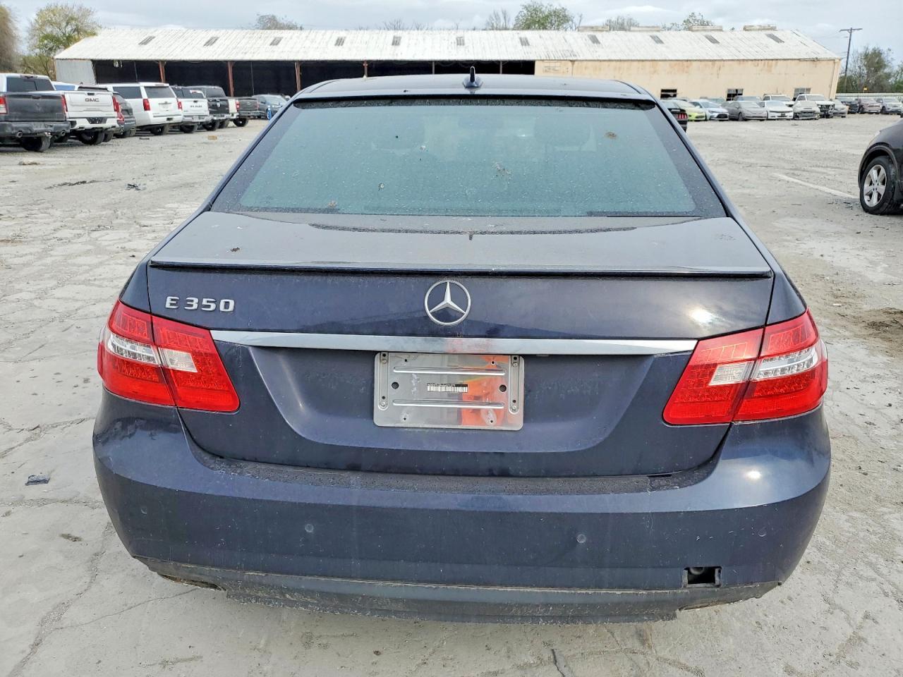 2010 Mercedes-Benz E 350 - Фото 6