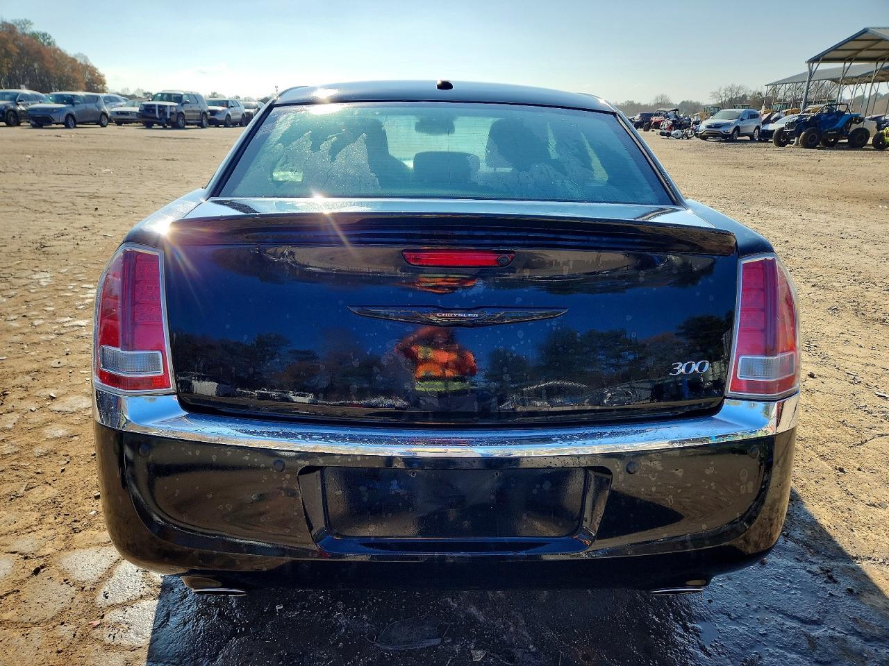2012 Chrysler 300 - Фото 6