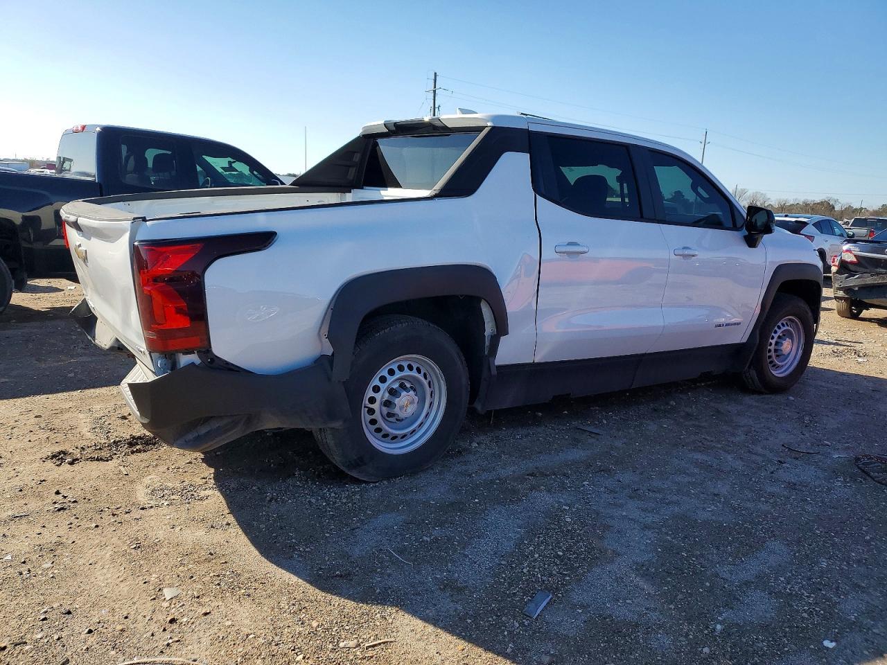 2024 Chevrolet Silverado - Image 3