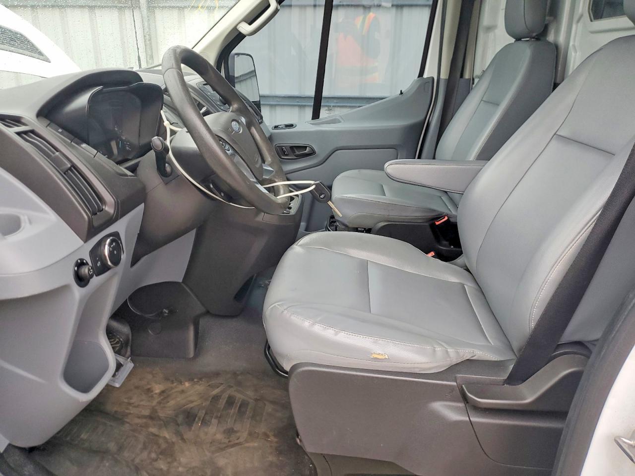 2017 Ford Transit T-250 - Image 7