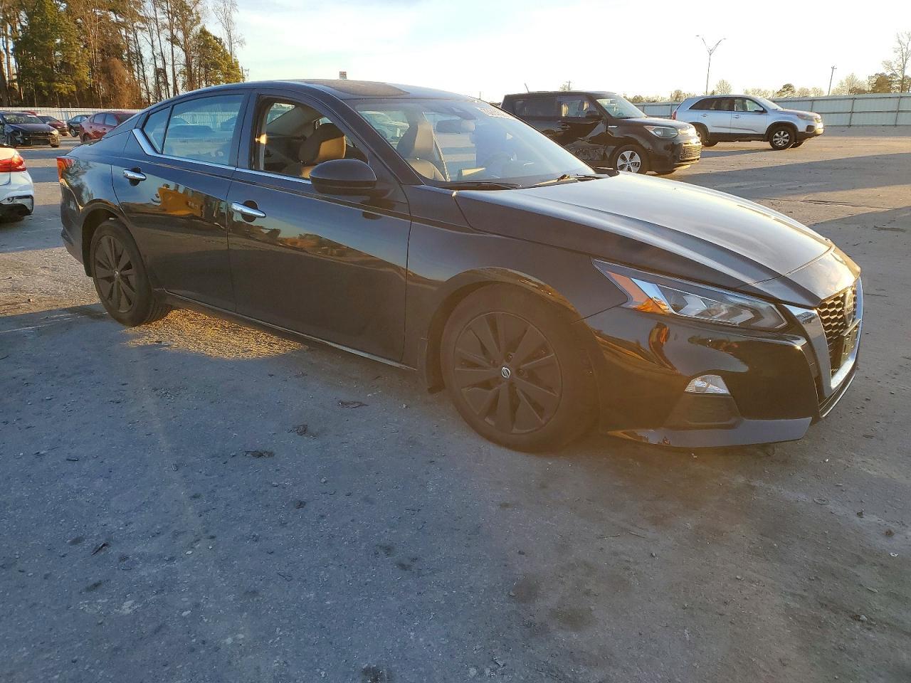 2022 Niss Altima Sv - Фото 4
