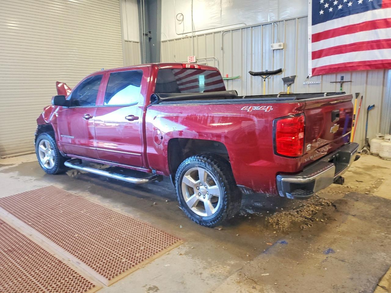 2017 Chevrolet Silverado K1500 Lt - Image 2