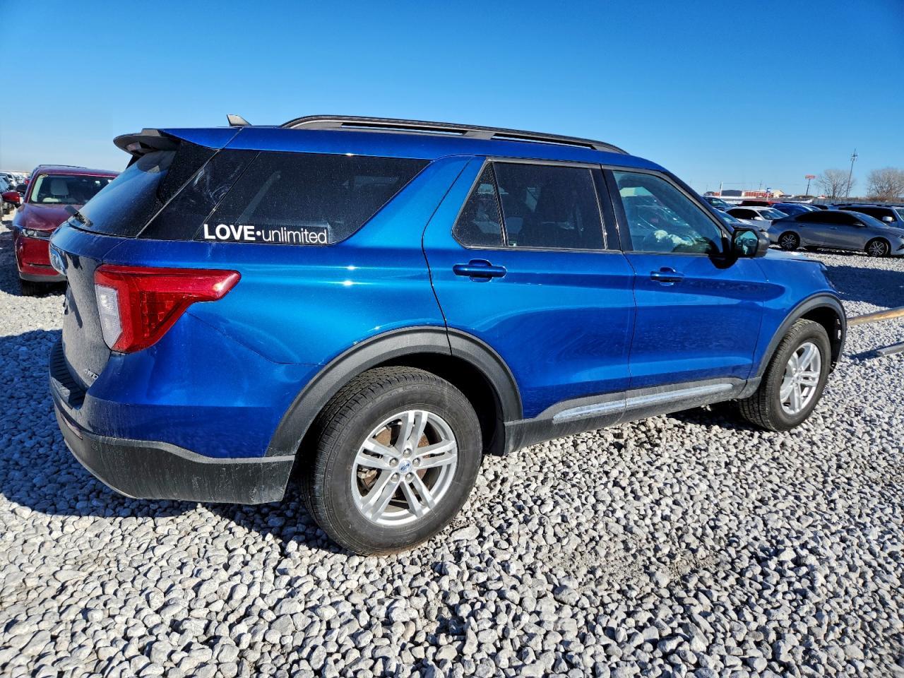 2023 Ford Explorer Xlt - Фото 3
